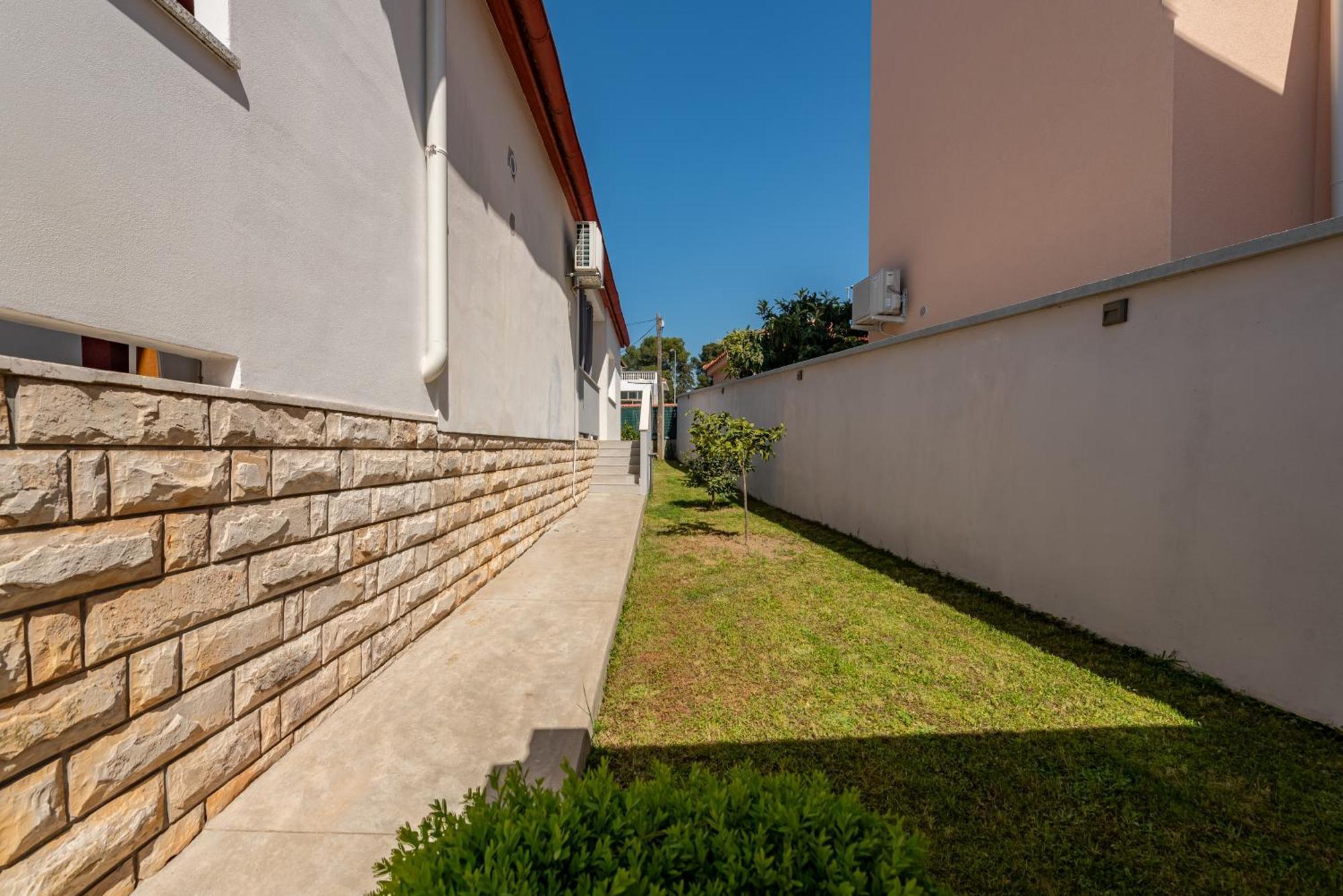 Floyd Apartamento Bibinje Exterior foto