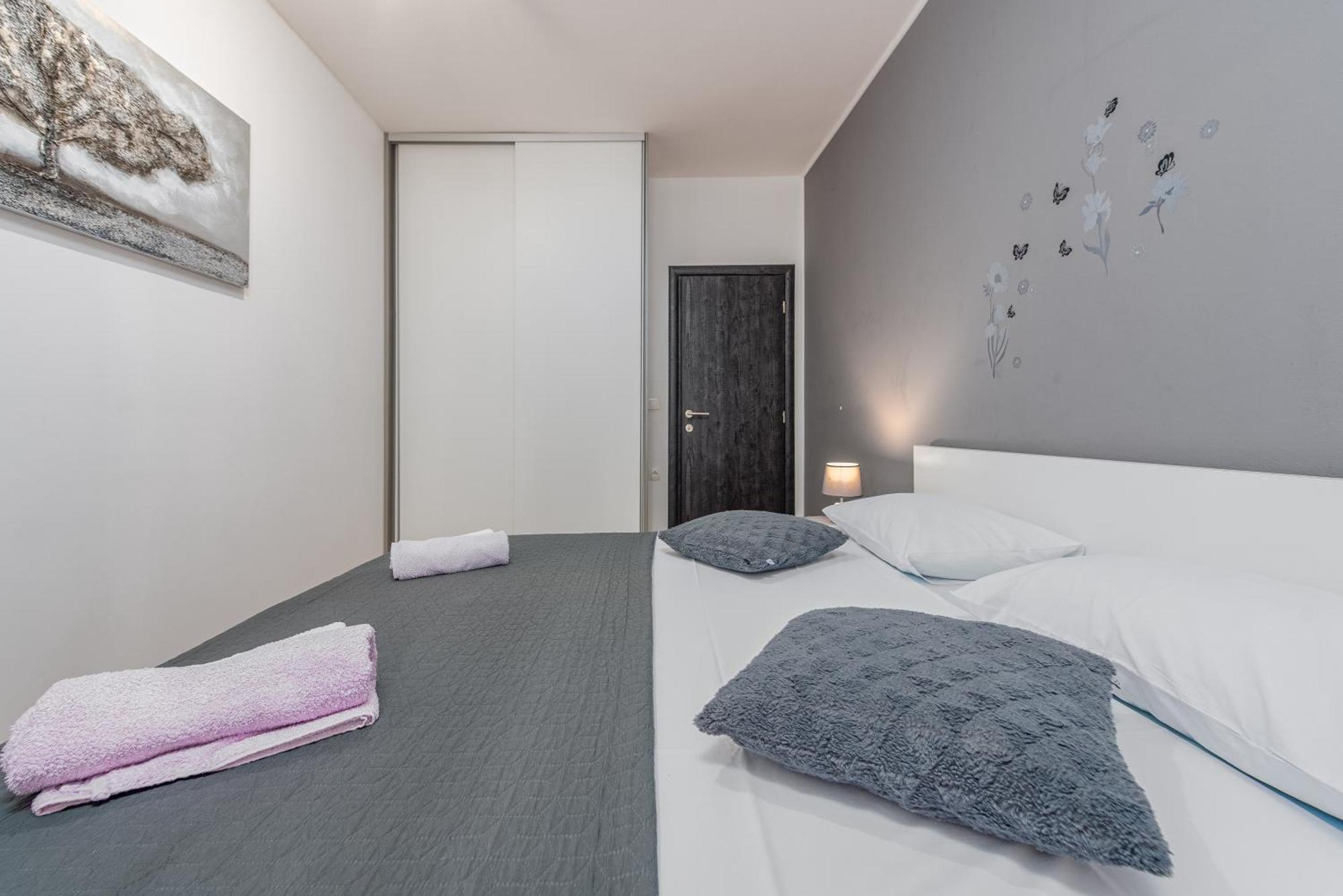 Floyd Apartamento Bibinje Exterior foto
